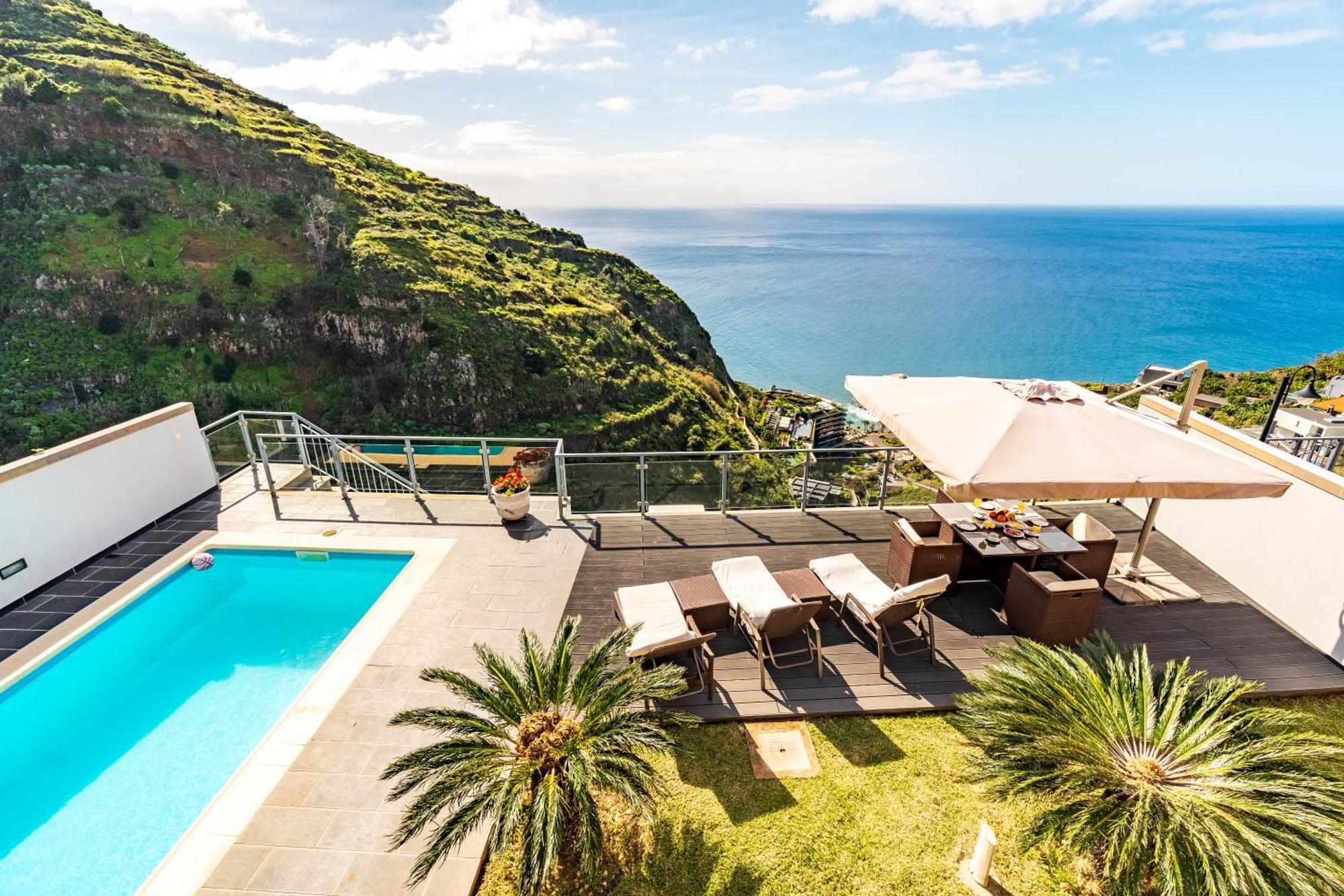 Alex,pool And Ocean View Villa